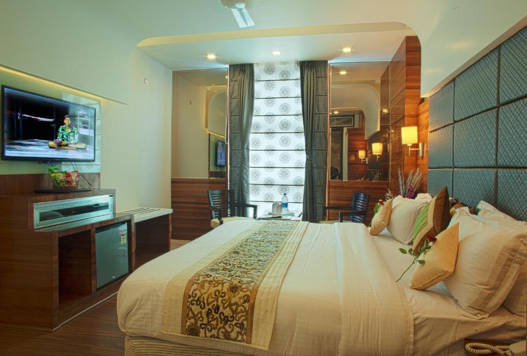 Hotel Delhi 55 -City Center Yeni Delhi Dış mekan fotoğraf